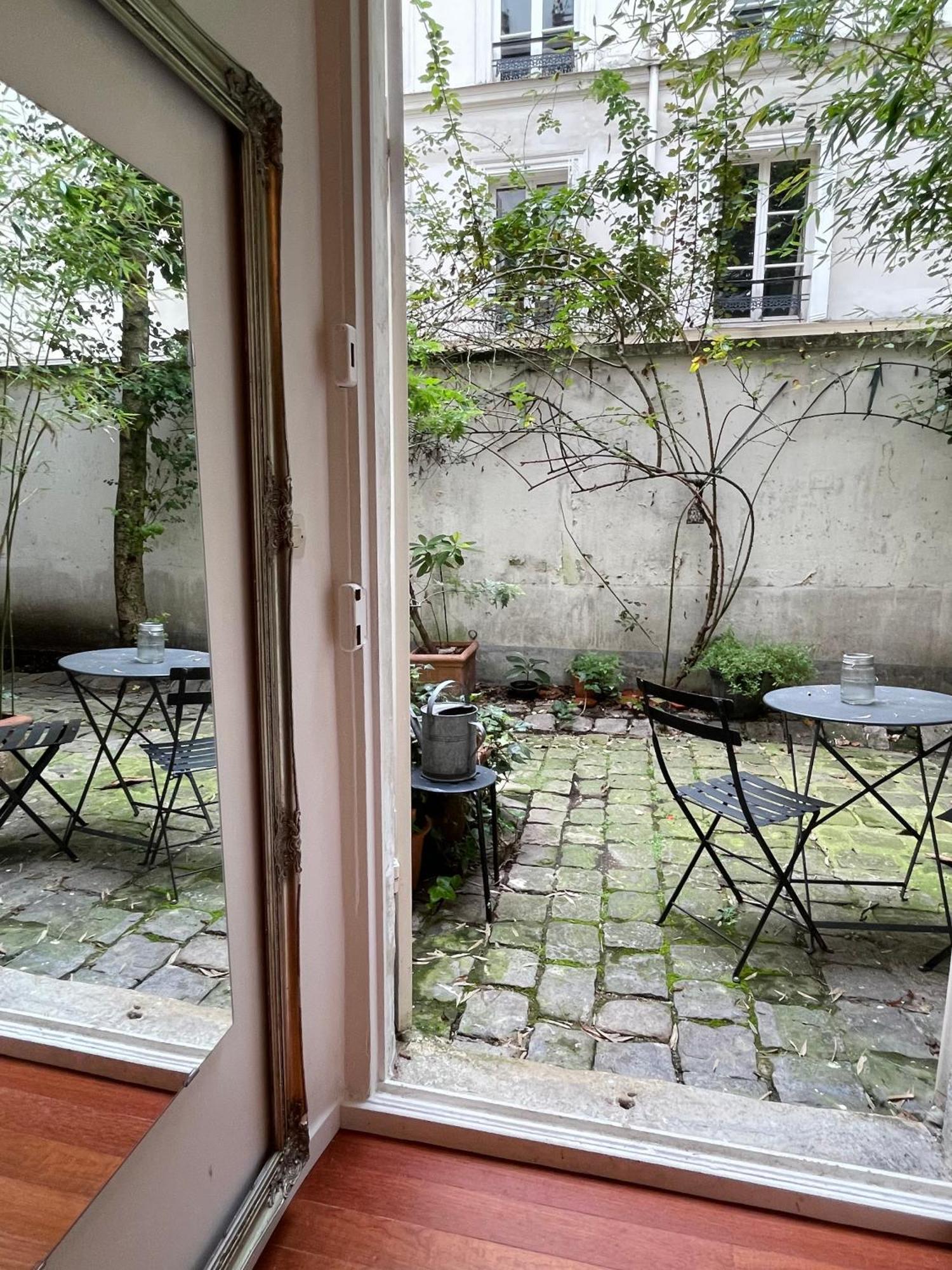 Chic Neighborhood Charming Courtyard 7th Appartement *